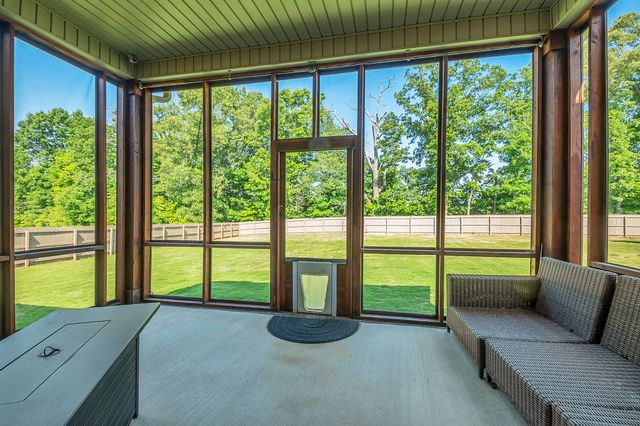33 Ivy Dr, Fayetteville, TN 37334