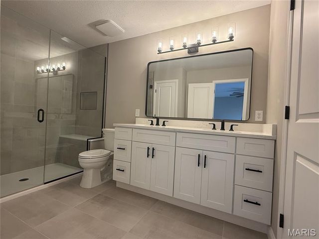 14112 Glen Cove Drive, Chesterfield, MO 63017