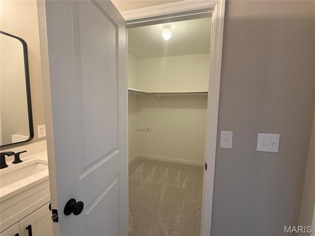 14112 Glen Cove Drive, Chesterfield, MO 63017