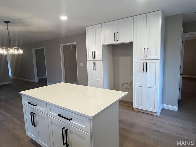 14112 Glen Cove Drive, Chesterfield, MO 63017