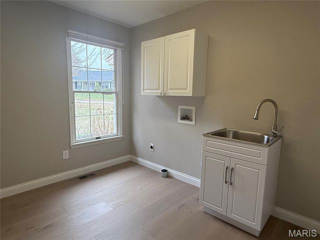 14112 Glen Cove Drive, Chesterfield, MO 63017