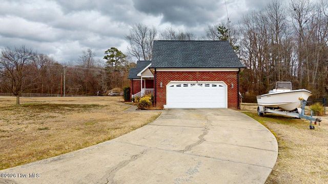 100 Wakefield Drive, Princeton, NC 27569