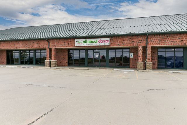 1602 Glasson Street 3, Bloomington, IL 61704