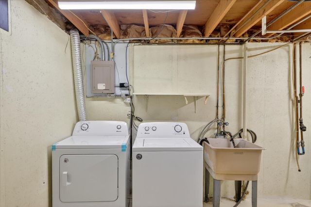 10206 Cricklewood Court, Portage City, MI 49024