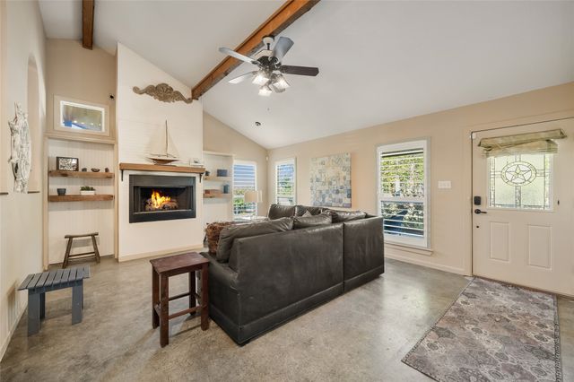 1128 Doe Run Drive, Tool, TX 75143