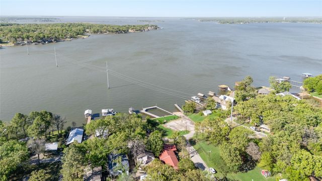 1128 Doe Run Drive, Tool, TX 75143