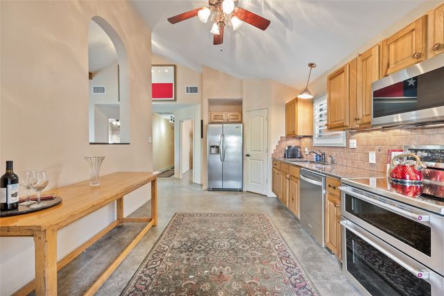 1128 Doe Run Drive, Tool, TX 75143