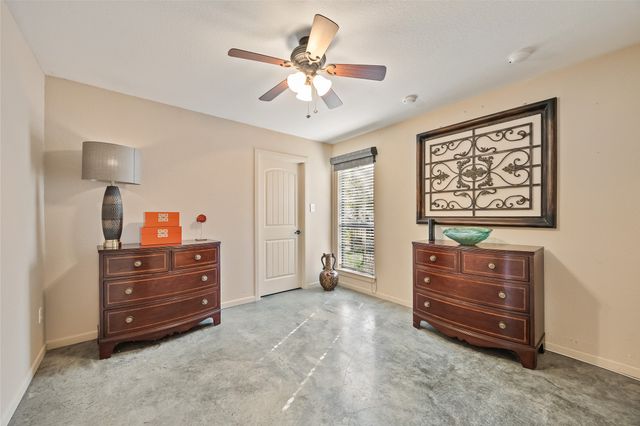 1128 Doe Run Drive, Tool, TX 75143