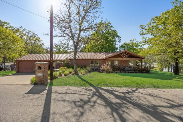 1128 Doe Run Drive, Tool, TX 75143