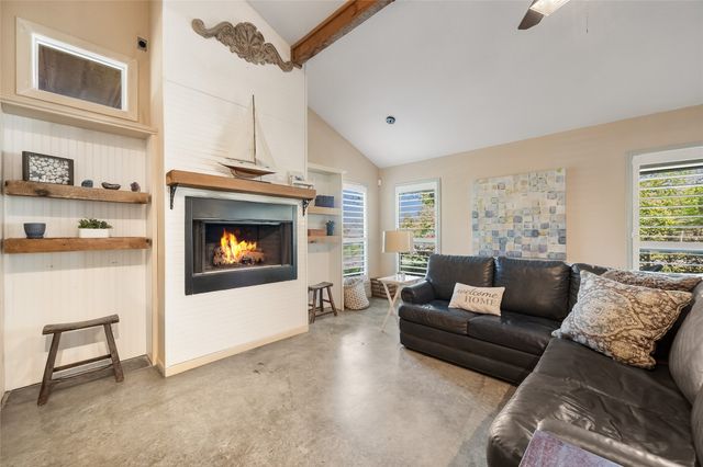 1128 Doe Run Drive, Tool, TX 75143