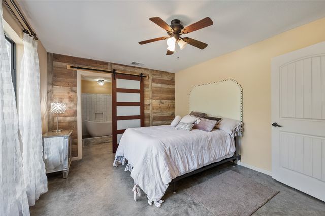 1128 Doe Run Drive, Tool, TX 75143