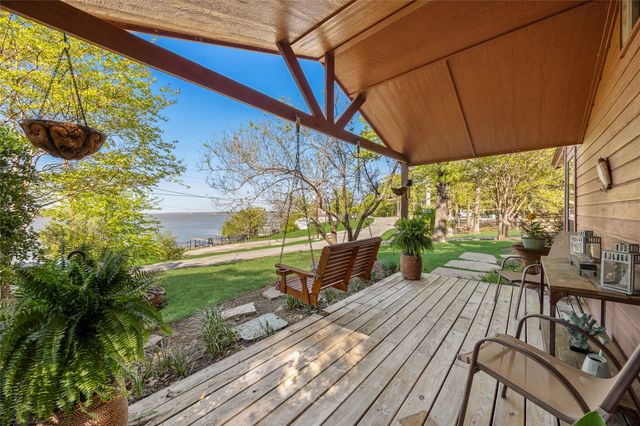 1128 Doe Run Drive, Tool, TX 75143