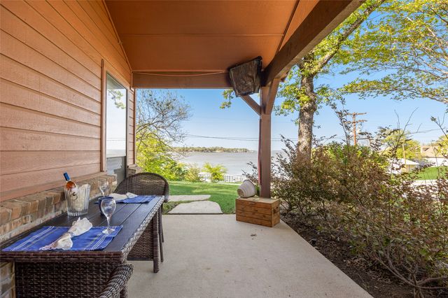 1128 Doe Run Drive, Tool, TX 75143