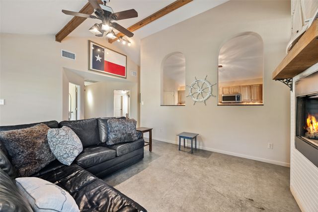 1128 Doe Run Drive, Tool, TX 75143