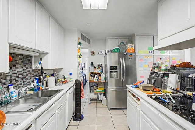 7520 E Roosevelt Street, Scottsdale, AZ 85257