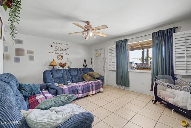 7520 E Roosevelt Street, Scottsdale, AZ 85257