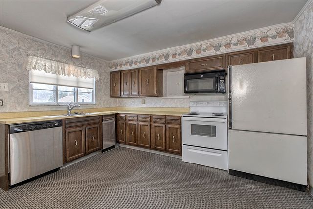 1628 Vermont Ave, White Oak, PA 15131