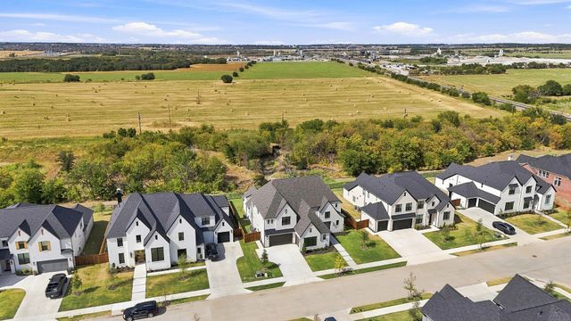 1005 Inwood Court, Celina, TX 75009