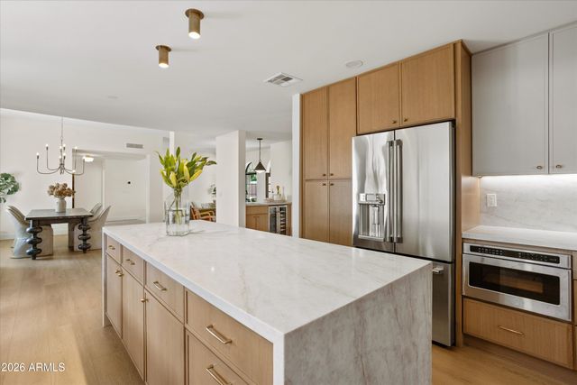 6214 E PARADISE Lane, Scottsdale, AZ 85254
