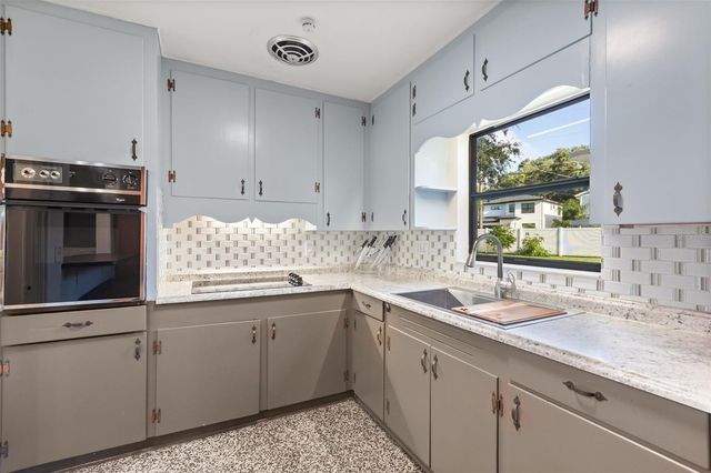 1721 MONTCALM STREET, Orlando, FL 32806