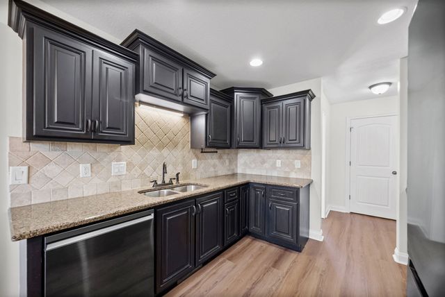 1795 Stone Hill Ct, Clarksville, TN 37042