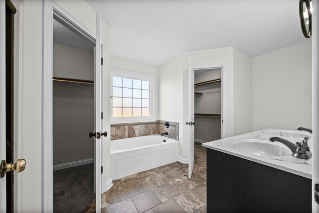 1795 Stone Hill Ct, Clarksville, TN 37042