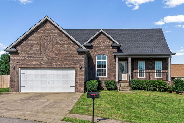 1795 Stone Hill Ct, Clarksville, TN 37042