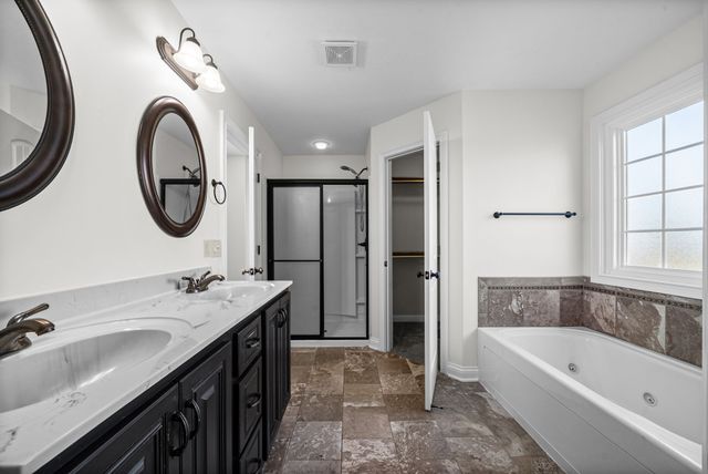 1795 Stone Hill Ct, Clarksville, TN 37042