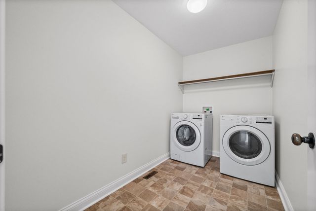 1795 Stone Hill Ct, Clarksville, TN 37042
