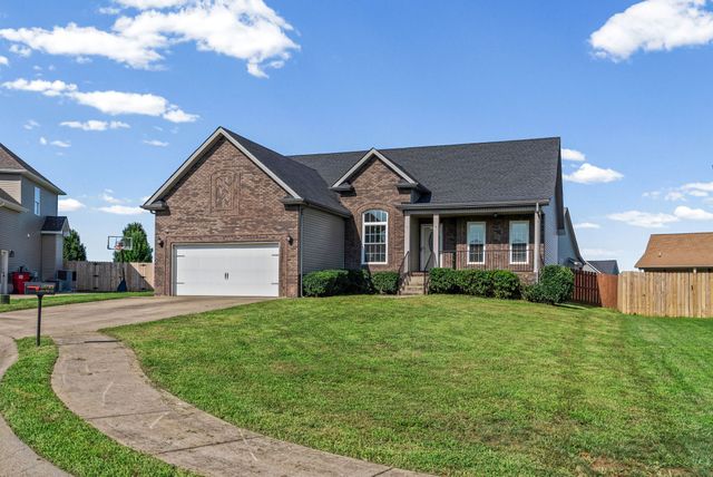 1795 Stone Hill Ct, Clarksville, TN 37042