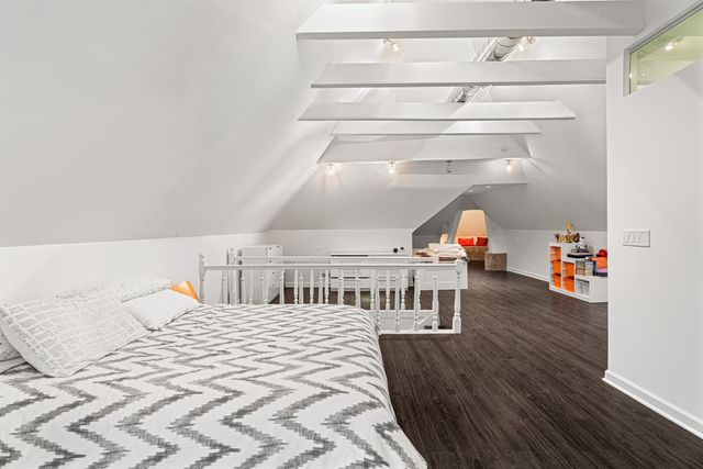 2138 W Caton Street, Chicago, IL 60647