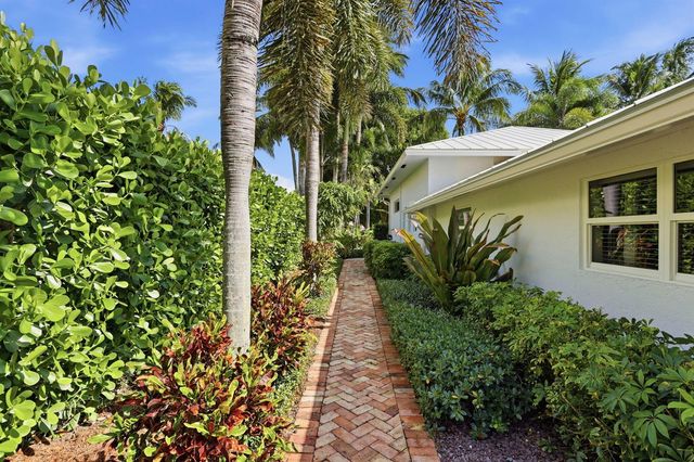 2151 NW 30th Road, Boca Raton, FL 33431
