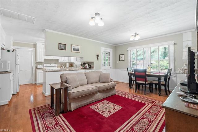 104 Pine Ave AVE, Franklin, VA 23851