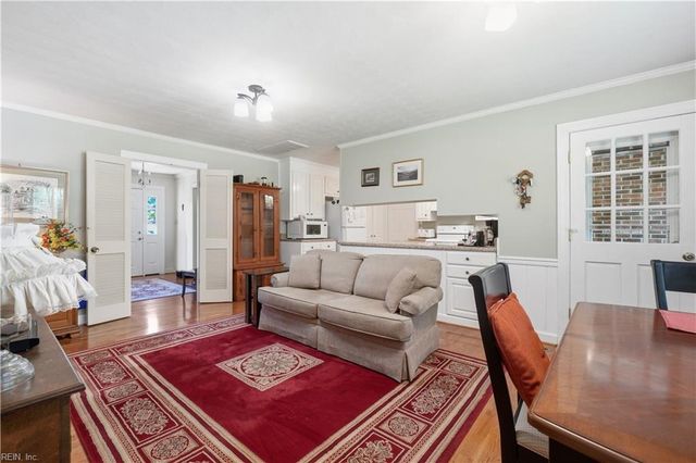 104 Pine Ave AVE, Franklin, VA 23851