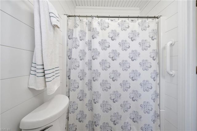 104 Pine Ave AVE, Franklin, VA 23851