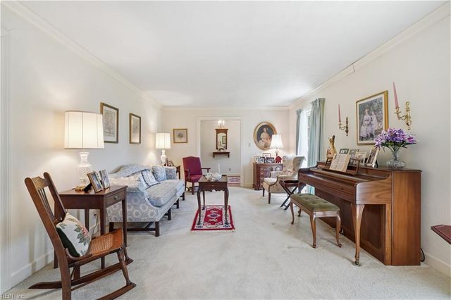 104 Pine Ave AVE, Franklin, VA 23851