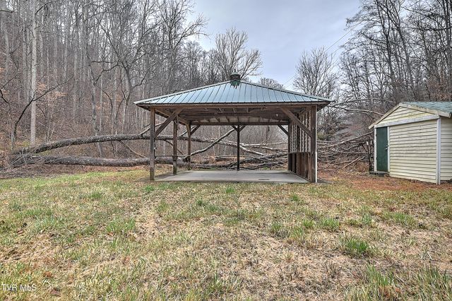 189 Honeycutt Road, Rogersville, TN 37857