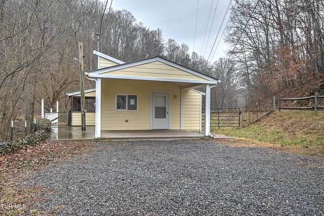 189 Honeycutt Road, Rogersville, TN 37857