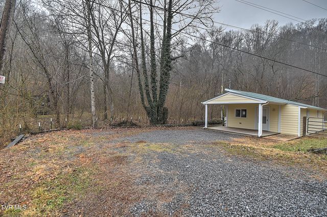 189 Honeycutt Road, Rogersville, TN 37857