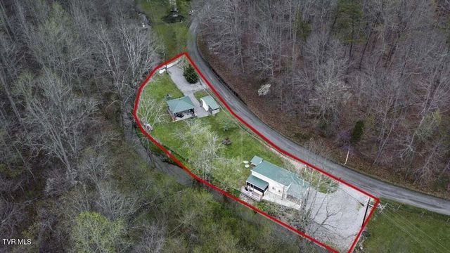 189 Honeycutt Road, Rogersville, TN 37857