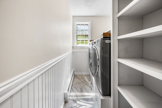 153 High St, Topsfield, MA 01983