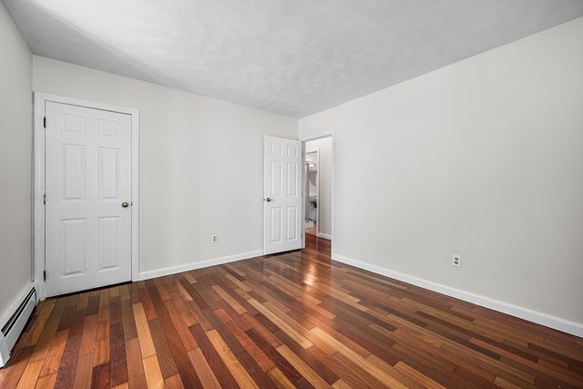153 High St, Topsfield, MA 01983