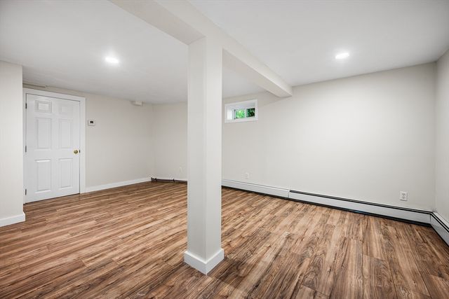 153 High St, Topsfield, MA 01983