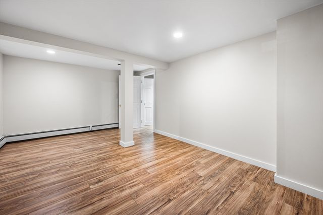 153 High St, Topsfield, MA 01983