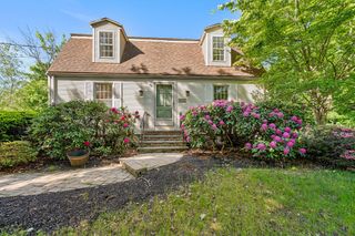 153 High St, Topsfield, MA 01983
