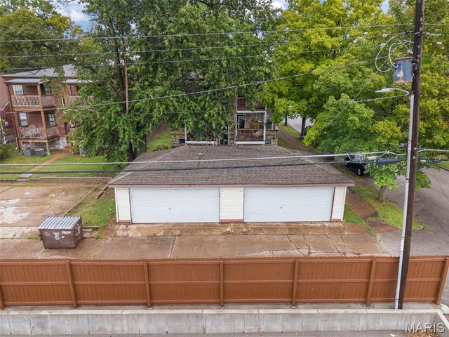 3400 Lawn Avenue, St Louis, MO 63139