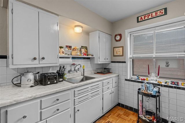 3400 Lawn Avenue, St Louis, MO 63139