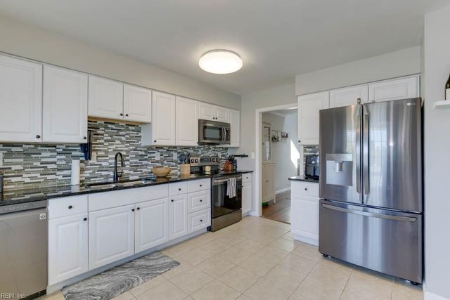 1900 Sydenham TRL, Virginia Beach, VA 23464