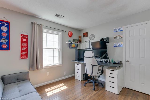 1900 Sydenham TRL, Virginia Beach, VA 23464