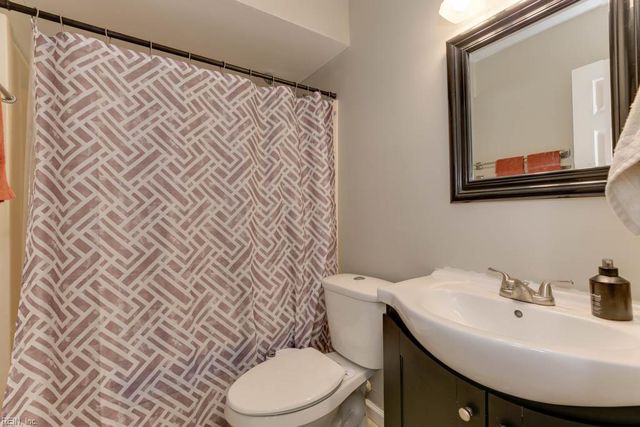 1900 Sydenham TRL, Virginia Beach, VA 23464